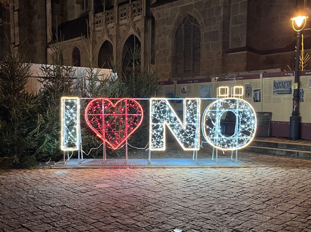 クリスマスマーケットのオブジェの画像