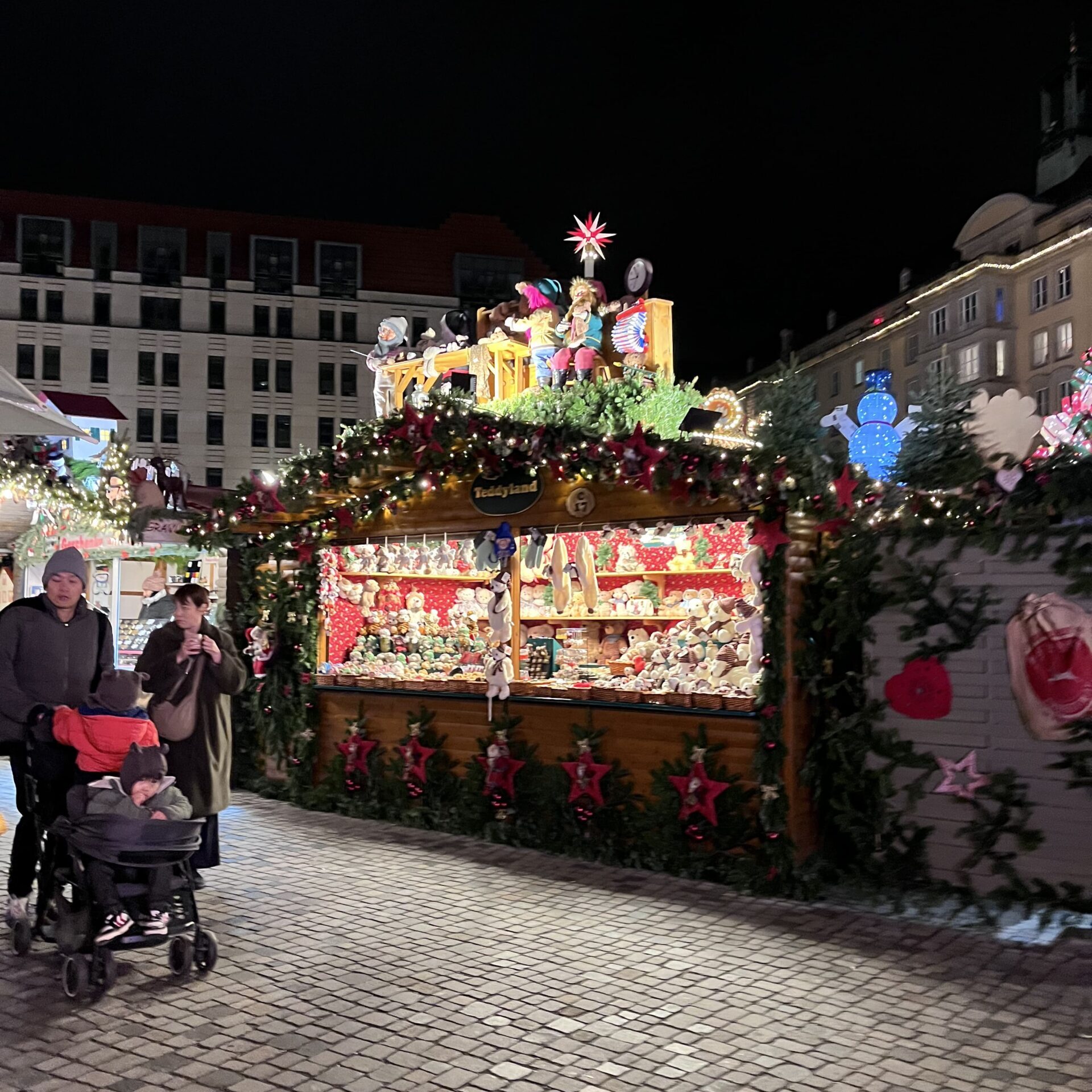 クリスマスマーケットの屋台