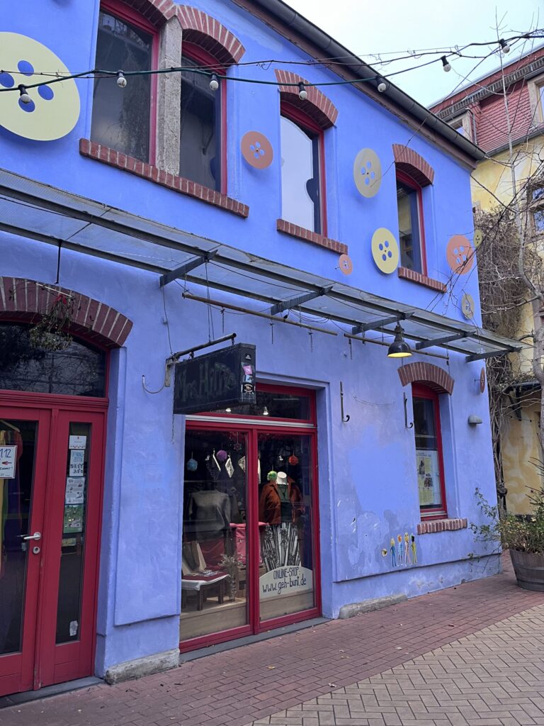 アートが描かれた建物