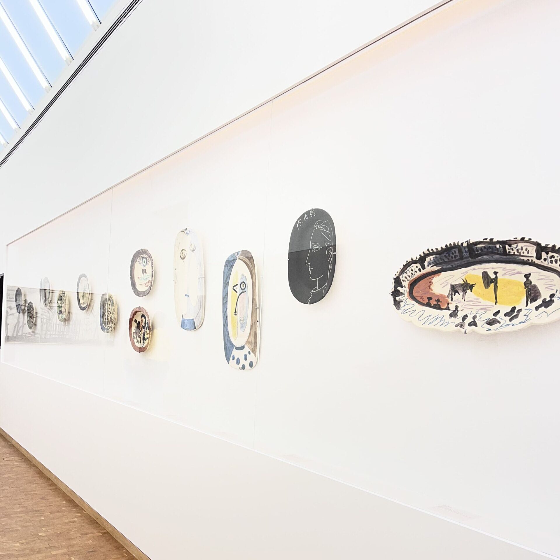 ピカソのお皿アート