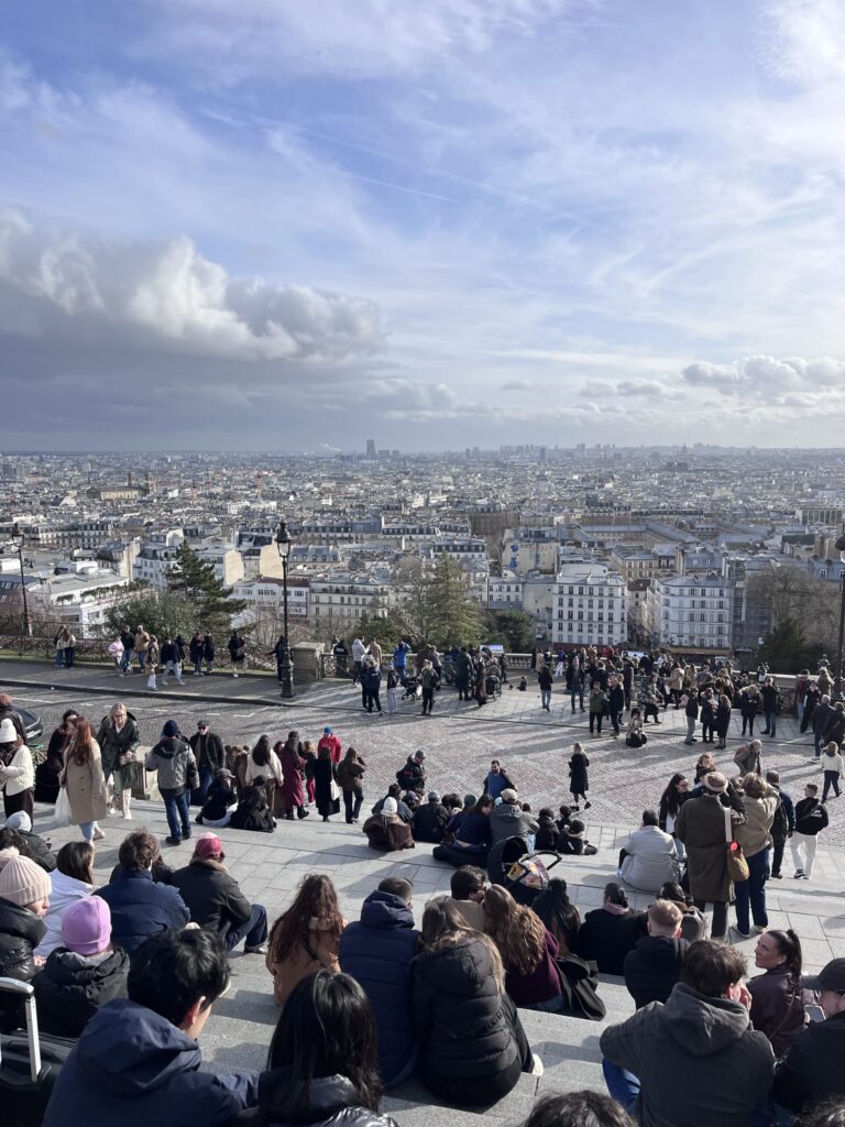 サクレ・クール寺院前から一望するパリの街並み