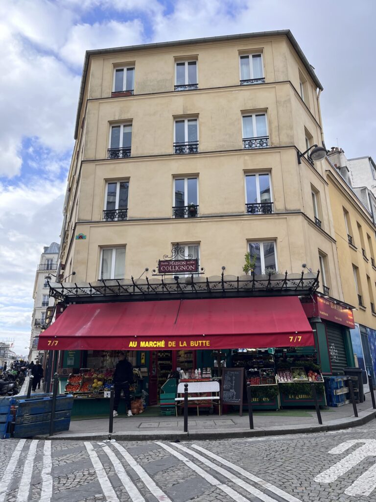 『アメリ』に出てくる八百屋の外観