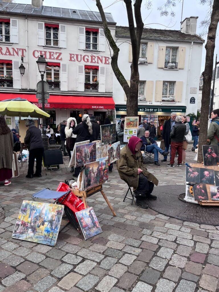 テルトル広場で絵を売るお爺さん
