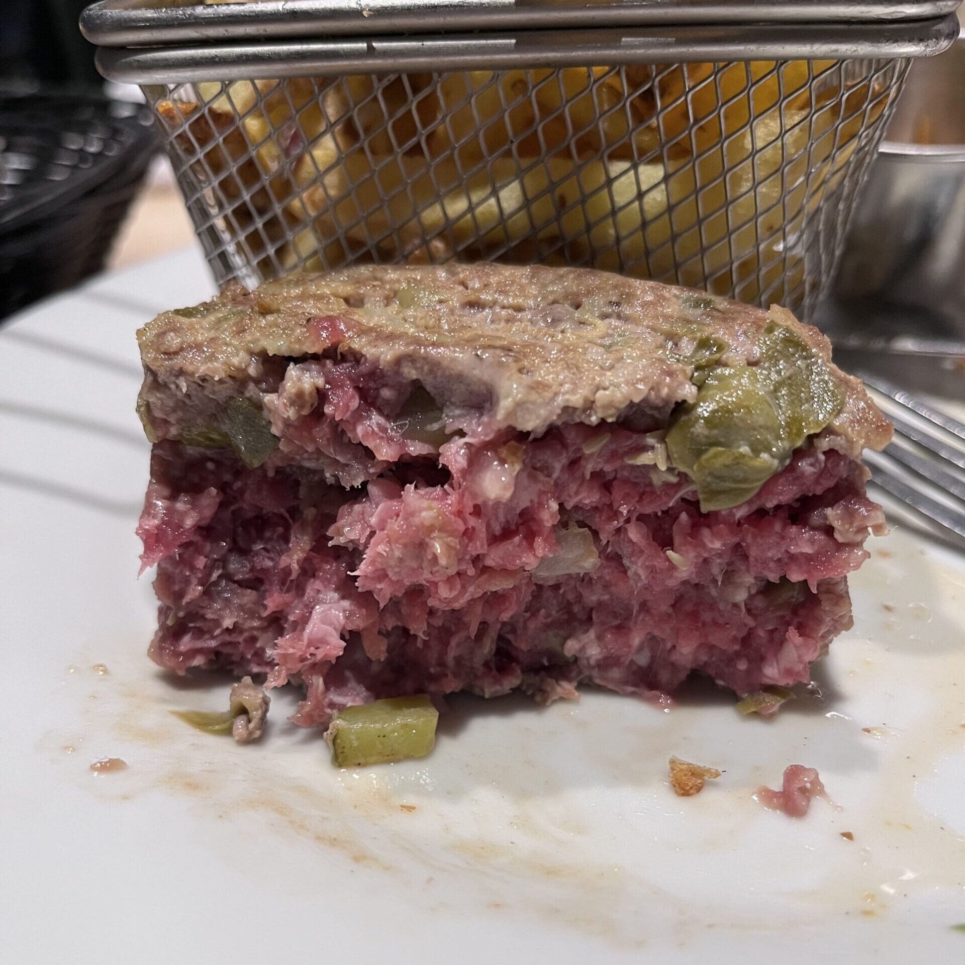 牛肉のタルタルの断面