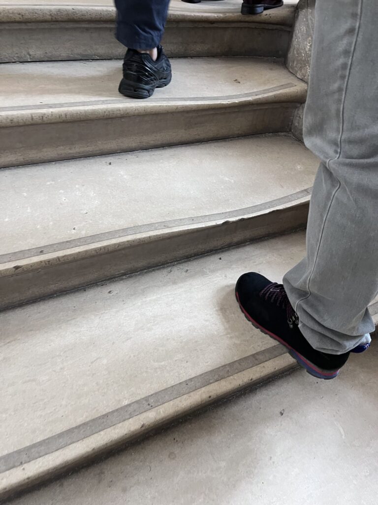 ヴェルサイユ宮殿内の階段