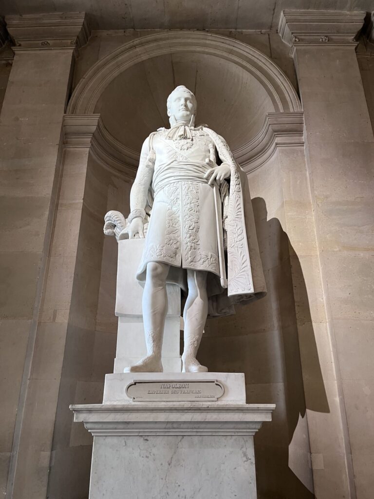 ナポレオンの石像