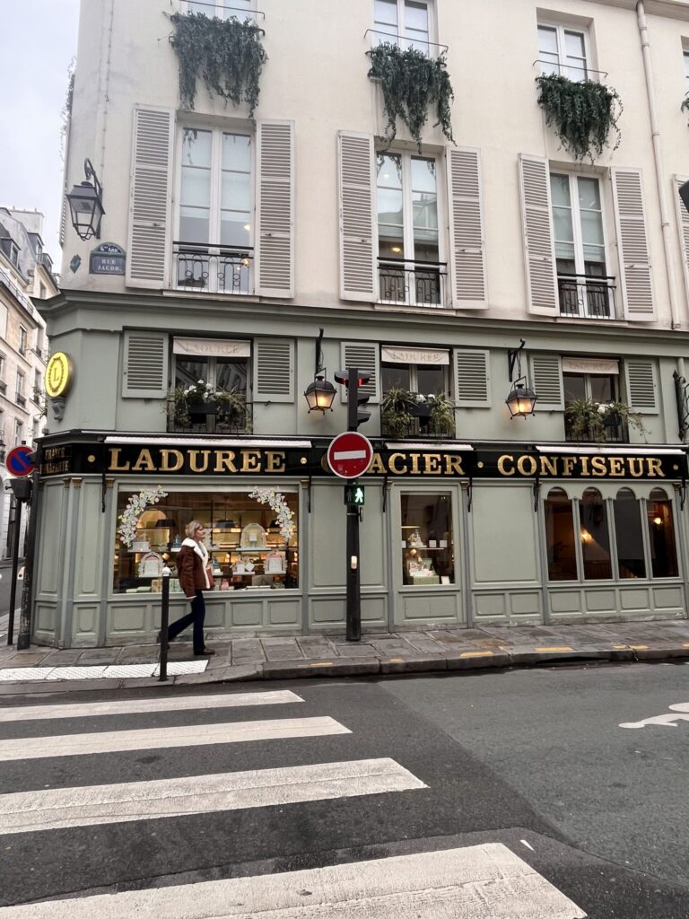 マカロンショップの外観