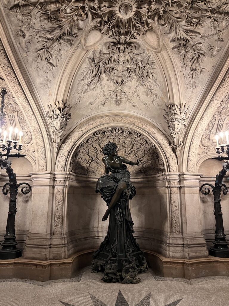 オペラガルニエの彫刻